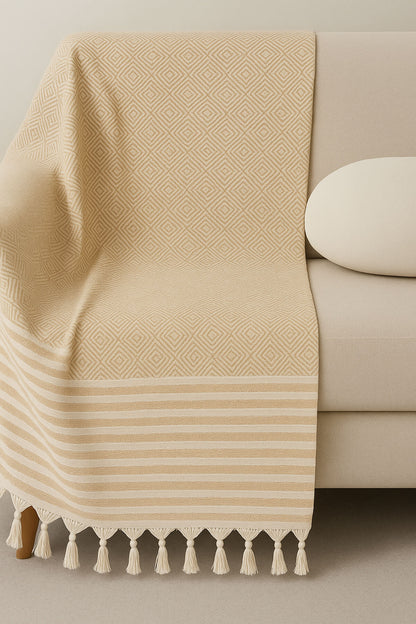 Alora Beige Sofadecke 180×220 cm – 100 % Baumwolle, Weich & Stilvoll